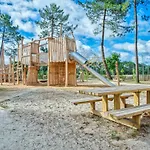 Apartment Les Maisons De L'ocean-11 By Interhome