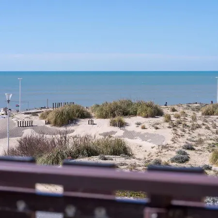 Les Maisons De L'ocean-11 By Interhome *